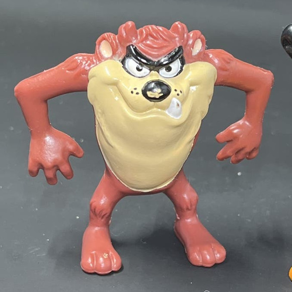 Vintage 1991 WB Taz and Daffy Action Figures - Picture 4 of 8